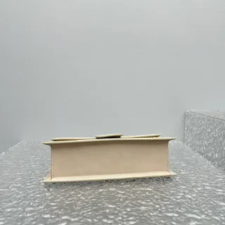 g-576997