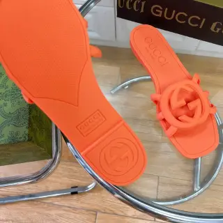 g-468872
