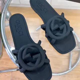 g-468872